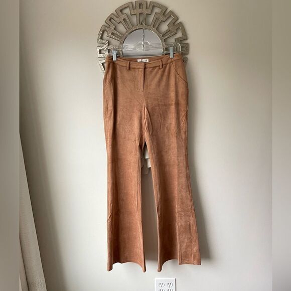 Sugar+Lips NWT wide leg high waisted faux suede pants Size medium - Picture 3 of 13